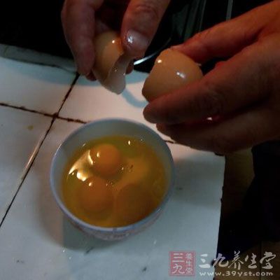 蛋白质缺乏的原因膳食中蛋白质和热能供给不足