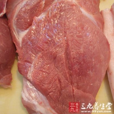 猪肉性平味甘，有润肠胃、生津液、补肾气、解热毒的功效