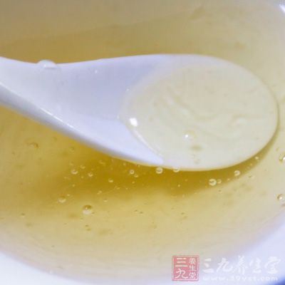 麻油、蜂蜜各一匙