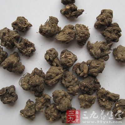 用药：四海舒郁丸加减：海蛤壳30克，猫爪草30克