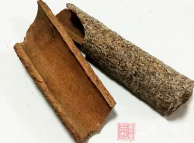 肉桂中还有丰富的类黄酮等抗氧化物质，可以起到抗氧化、延缓衰老的作用