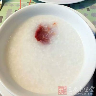 米粥是十分有营养的食物