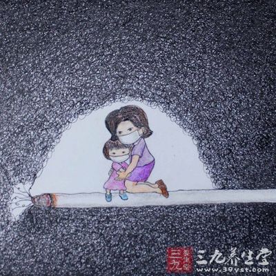 让新生儿远离吸烟者，也不到刚有人吸过烟的地方去。在家禁止爸爸或爷爷抽烟