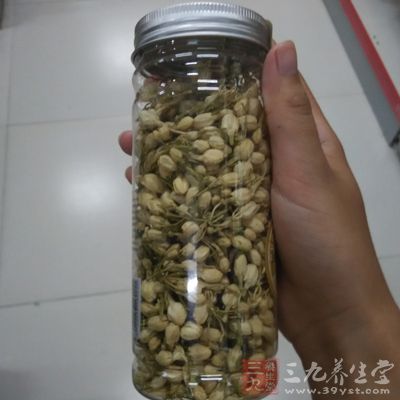 经常大动肝火的人不妨多喝点花草茶