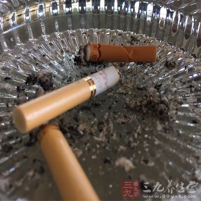 吸烟对人的大脑有损害