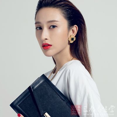 当然这些享受的女人也得有思想准备