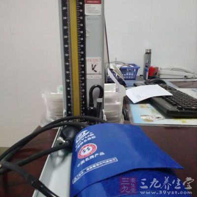 血压收缩压≥90mmHg