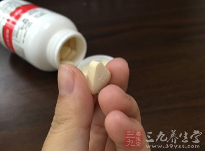 将维生素E片碾碎