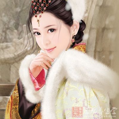 “发亦寻长，云鬟委绿，倍增妩媚。”又是个长发女子