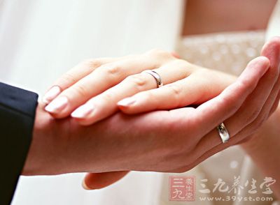 男女结婚之后会经历一段甜蜜