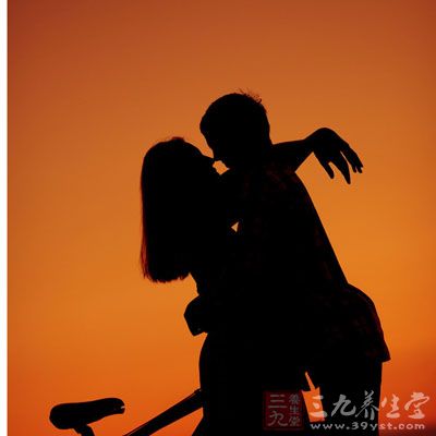 对于这样的夫妻男女双方，出轨就是简单的身体需要