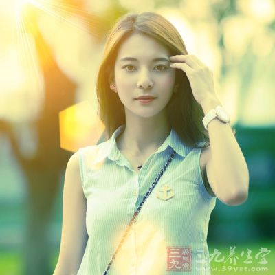 “胸大不是万能的，但胸不大是万万不能的”