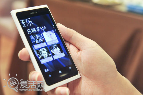 Lumia 800白色版App实战篇