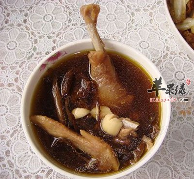 茶树菇炖鸡汤