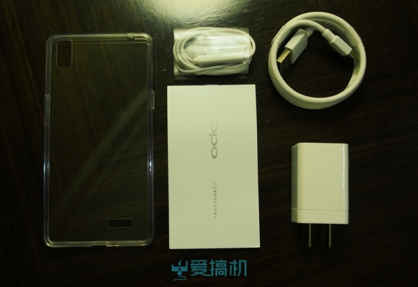 十年诚品超薄新机 OPPO R7开箱上手体验