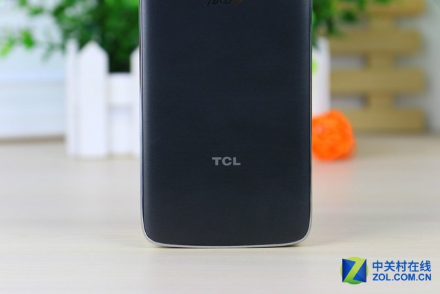 全球首创反转通话 TCL idol3真机赏析