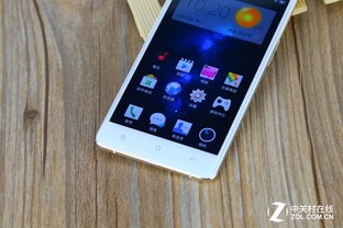 金属机身+全局闪拍 十年诚品OPPO R7评测（勿发布） 