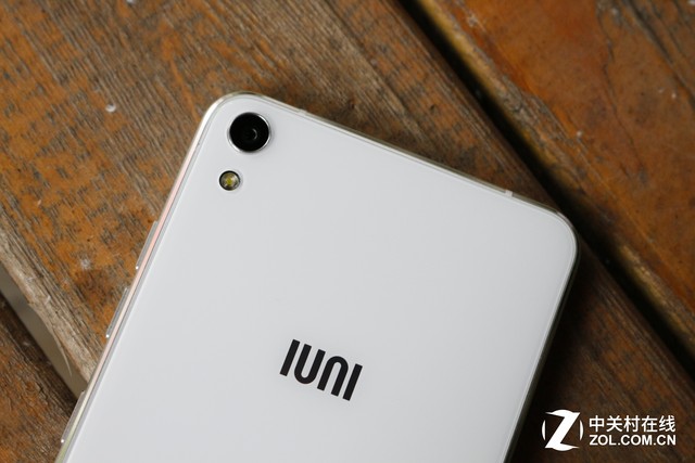 外观似清风性能刚刚好 iuni N1全面评测