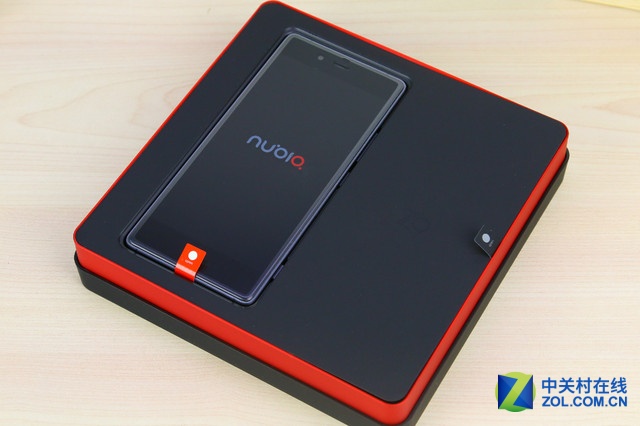 全球首款无边框手机 nubia Z9真机图赏