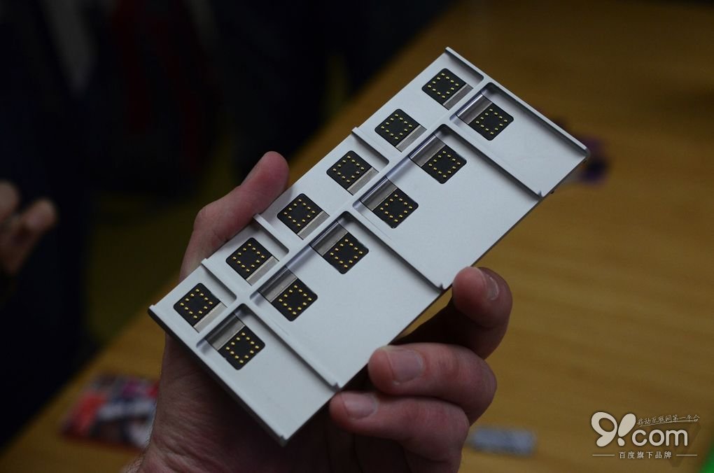 可定制的模块化手机 Project Ara 二代上手体验