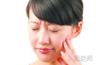 口腔溃疡症状有哪些(2)