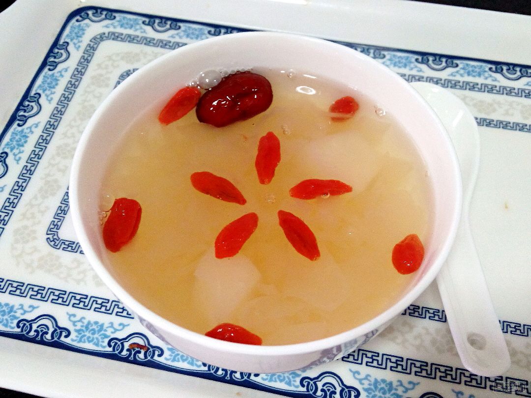 【图】冰糖雪梨的功效与作用_冰糖雪梨的功效