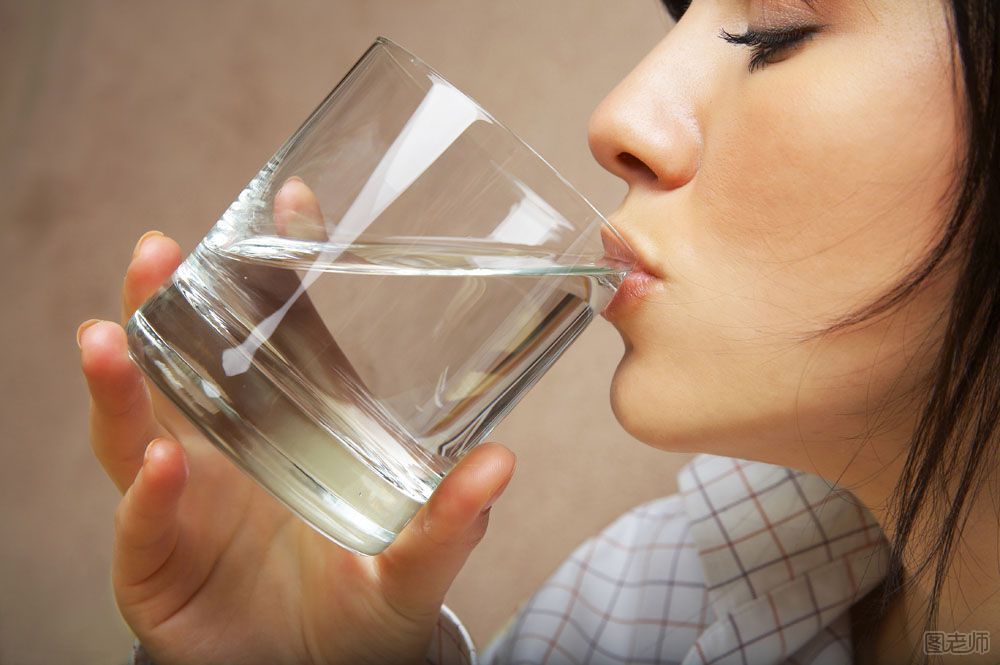 喝水的最佳时间 喝水最佳时间表 