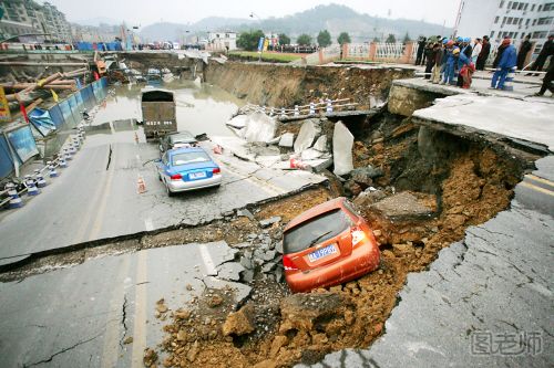 江西宜春工地坍塌致74人遇难 盘点塌方后急救的注意事项