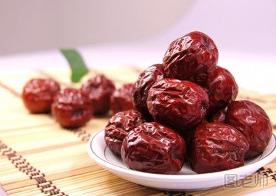 多囊卵巢综合症吃什么食物好_多囊卵巢综合症