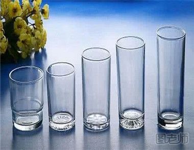 哪些杯子使用起来最安全 无色陶瓷杯有颜值有安全