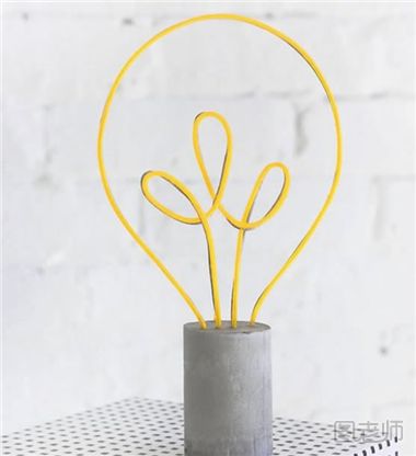 如何制作创意灯泡礼物  简易版创意灯泡制作步骤