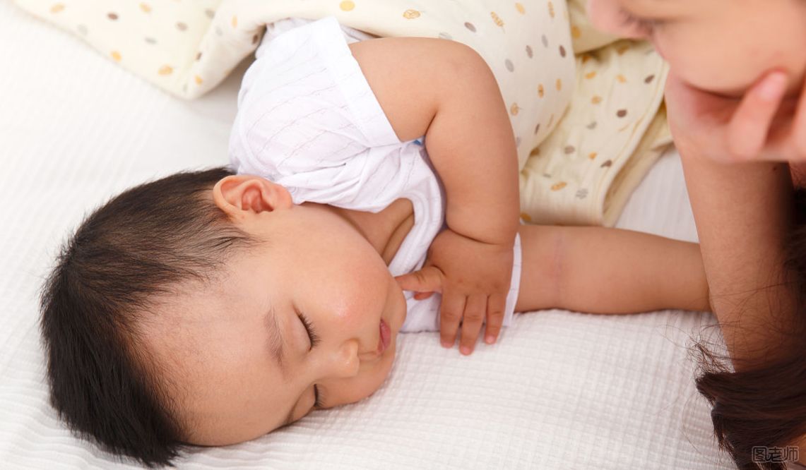 孩子晚睡怎么办？教你几招改善宝宝的睡眠习惯