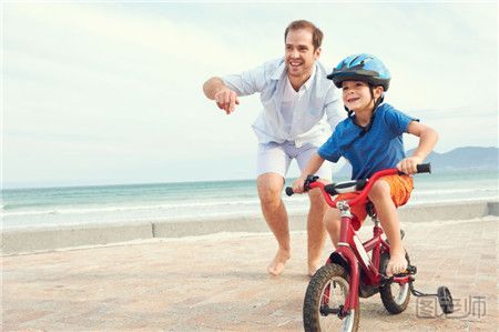 儿童自行车选购要点 怎么给孩子选购自行车