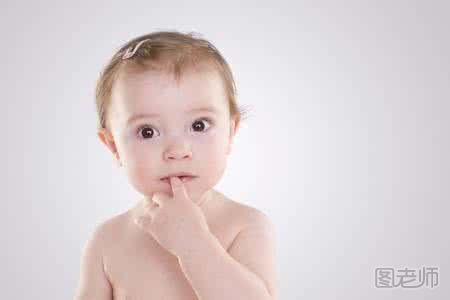 宝宝吃多少奶粉 不同月龄宝宝吃奶量参考