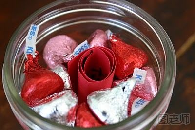 【情人节手工】DIY心意满满的爱心巧克力玻璃瓶