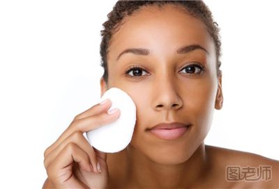 化妆水使用误区会造成健康伤害 如何远离化妆水误区 