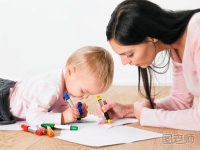 低龄宝宝家庭亲子游戏有哪些 适合低龄宝宝的亲子游戏怎么玩