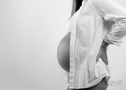 孕中期最好是什么样的睡姿 怀孕中期有哪些注意事项