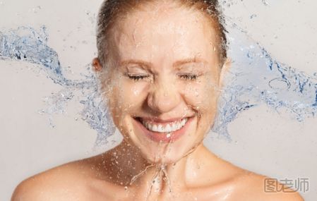 哪些错误的洗脸方法会毁掉脸部肌肤