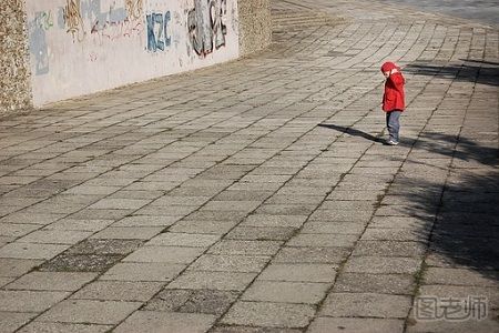 孩子在幼儿园受欺负怎么办 孩子在幼儿园不合群怎么办