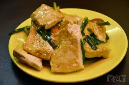 丹阳一饭店鱼头中吃出蛆 餐馆吃饭不卫生怎么办 丹阳一饭店鱼头中吃出蛆 餐馆吃饭不卫生怎么办