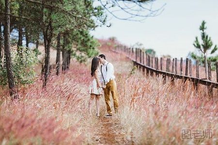 内向的男生在感情中会有怎样的性格优点 内向的男生在感情中会有怎样的性格优点