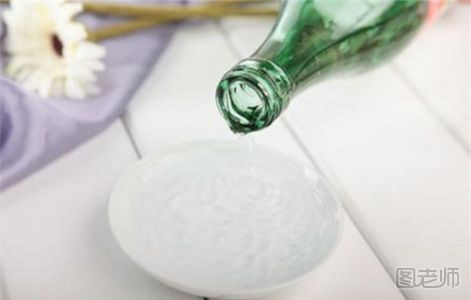 脸上有痘痘可以用白醋洗脸吗 有什么副作用吗? 脸上有痘痘可以用白醋洗脸吗 有什么副作用吗?