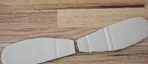 【废物利用】如何用废弃只纸箱做飞机模型