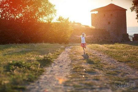 宝宝爱出汗是什么原因 孩子爱出汗的原因是什么