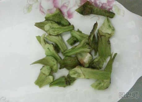 茄子把煮水能治咳嗽吗