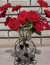 手工DIY  教你钩织浪漫的玫瑰花束
