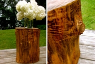 小木桌制作 独特的树桩桌子