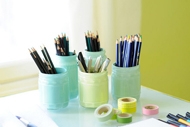 手工制作笔筒 打造彩色玻璃罐笔筒