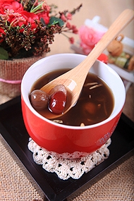 冬季养生饮品 红枣桂圆姜茶的做法